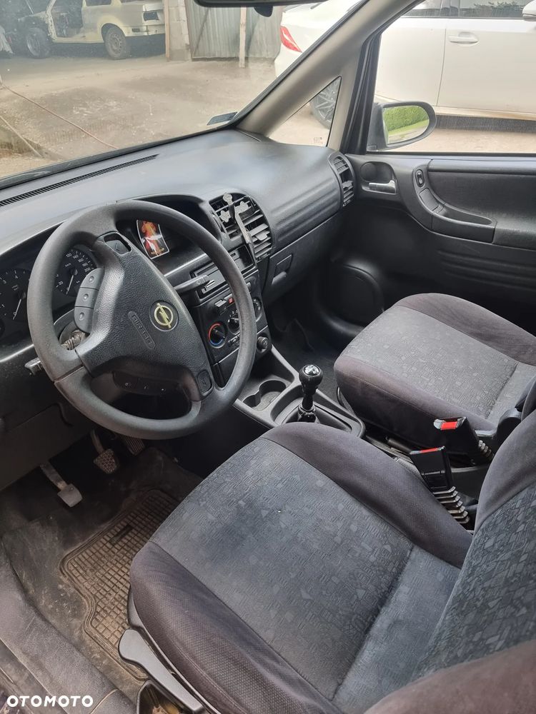 Opel Zafira - 6