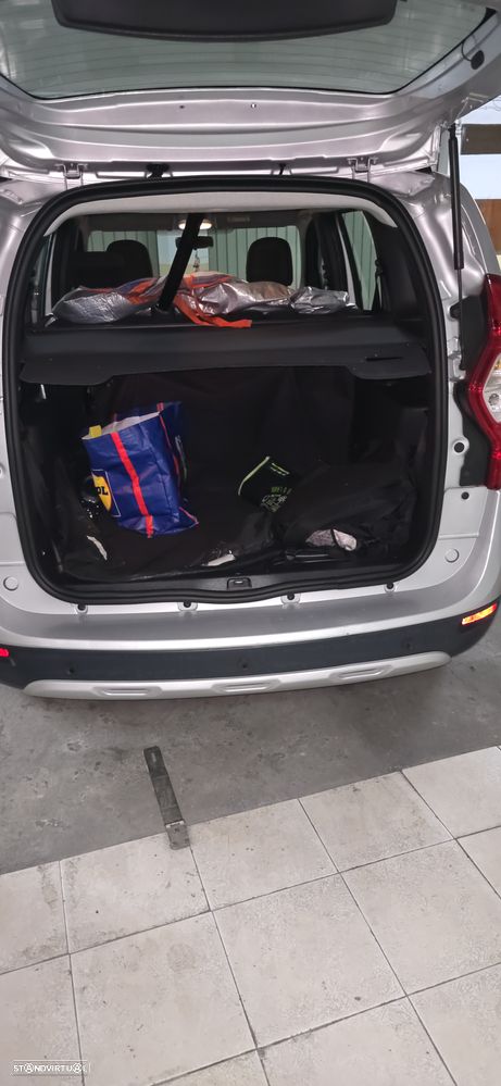 Dacia Lodgy 1.5 dCi Stepway 7L - 7