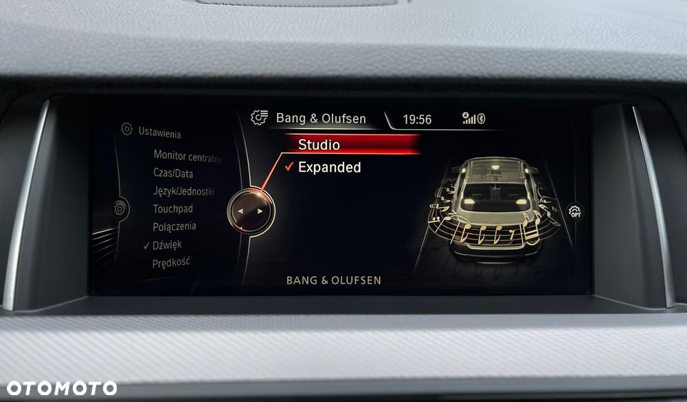 BMW Seria 5 530d xDrive - 23