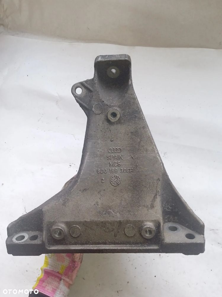 ŁAPA WSPORNIK SILNIKA AUDI A4 B5 8D0199308F - 1