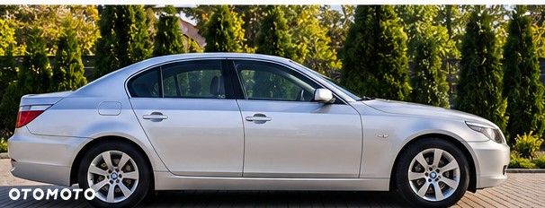 BMW Seria 5 520d - 3