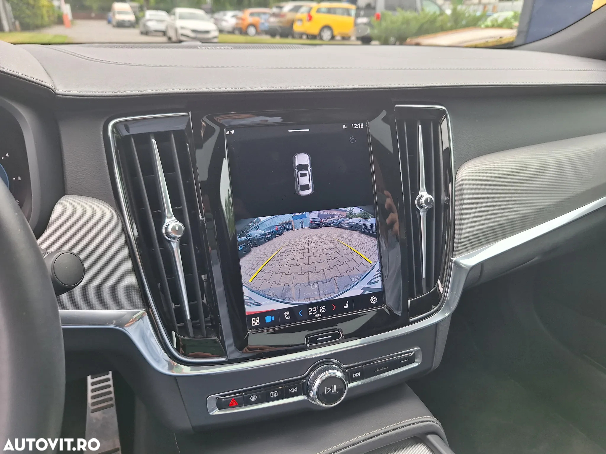 Volvo S90 B5 D AWD Geartronic RDesign - 24
