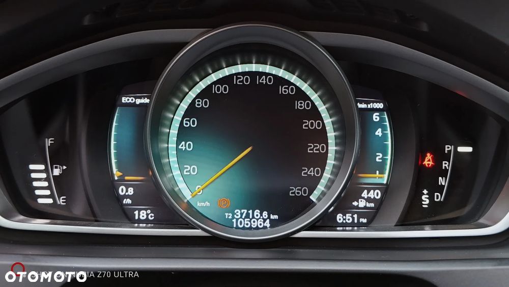 Volvo V40 T4 Drive-E Inscription - 24