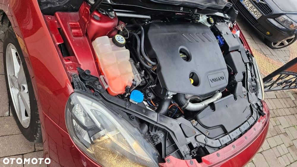 Volvo V40 D2 Kinetic - 6