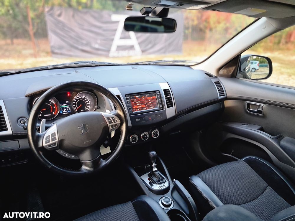 Peugeot 4007 2.2 HDI Premium - 12