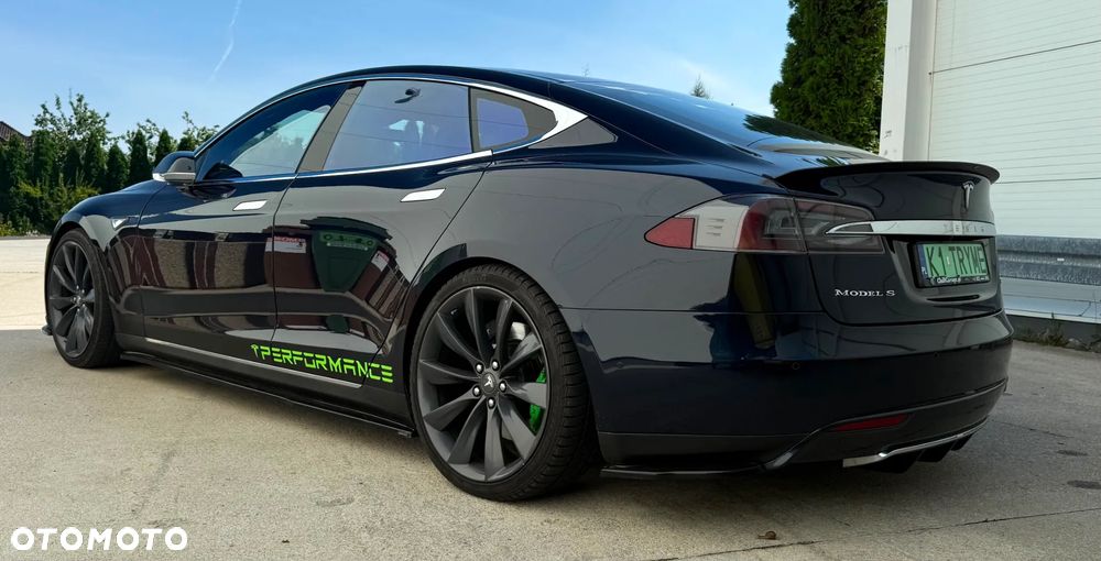 Tesla Model S Performance - 8