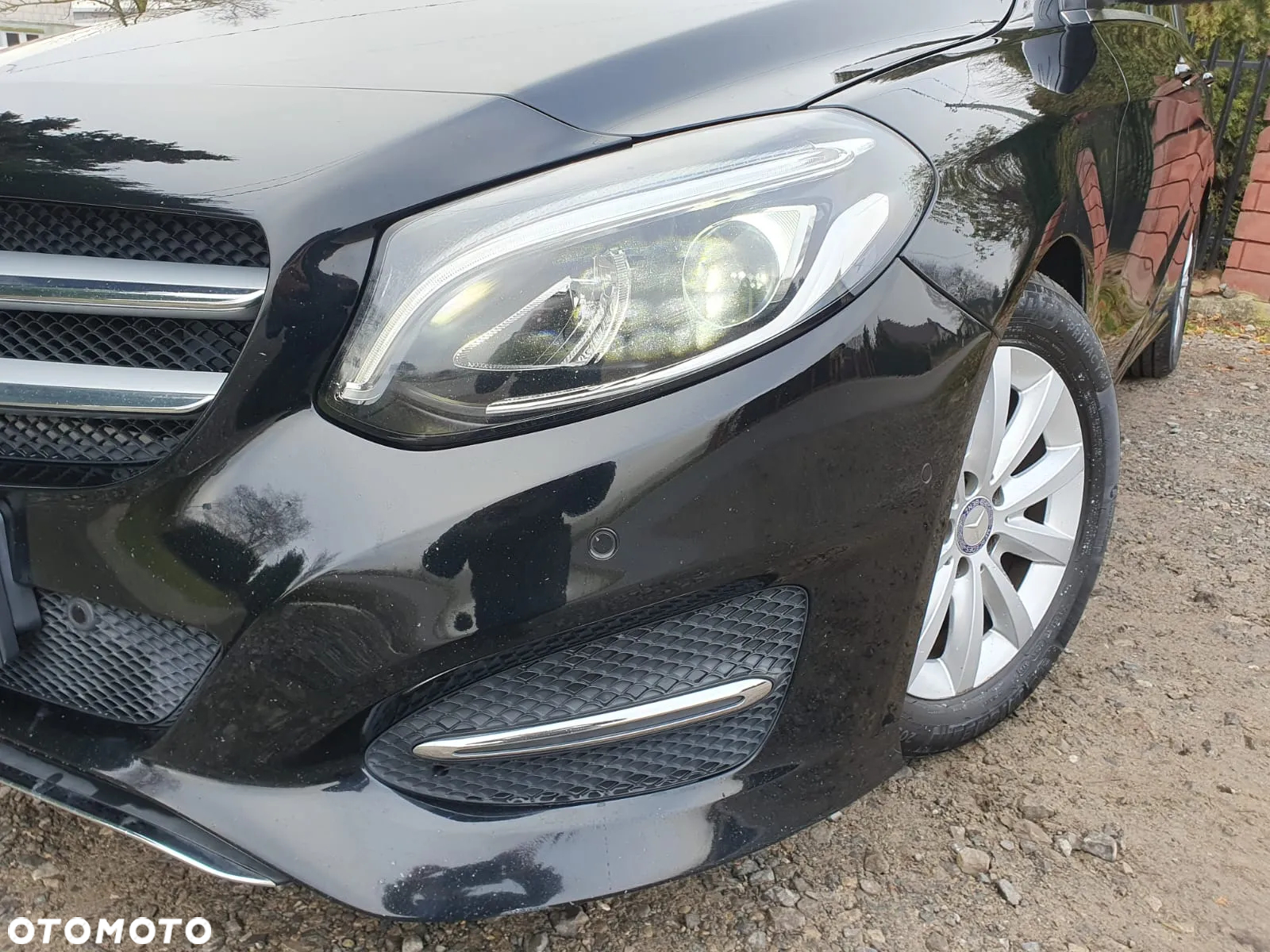 Mercedes-Benz Klasa B 180 d Edition - 15