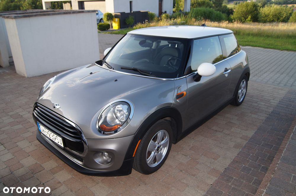 MINI Cooper Standard - 3