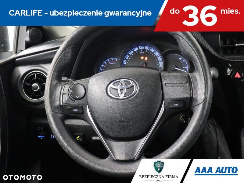 Toyota Auris - 19