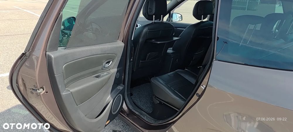 Renault Scenic 2.0 16V Privilege CVT - 10