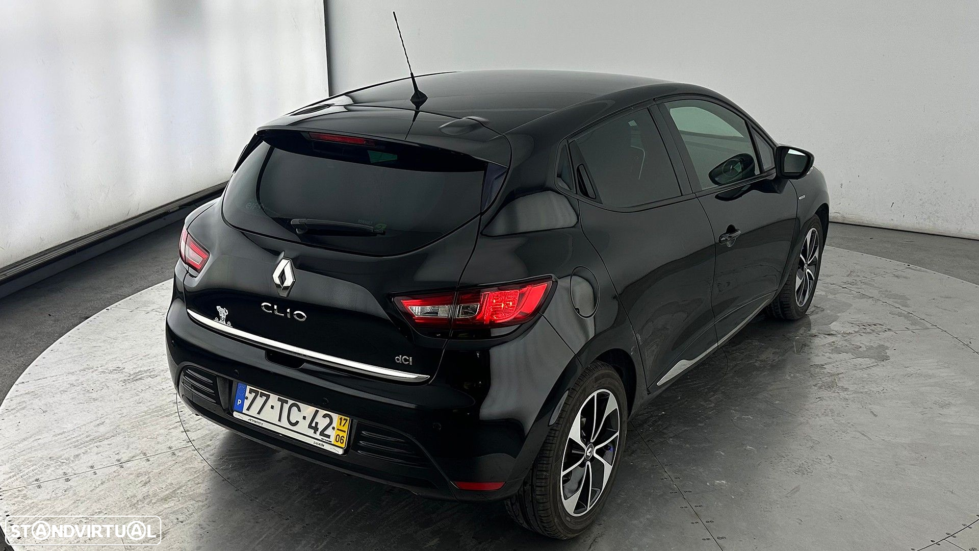 Renault Clio 1.5 dCi Limited - 10