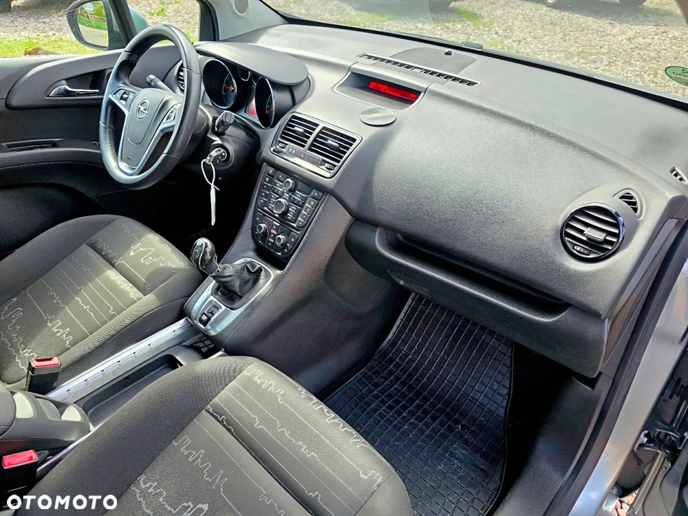 Opel Meriva - 11