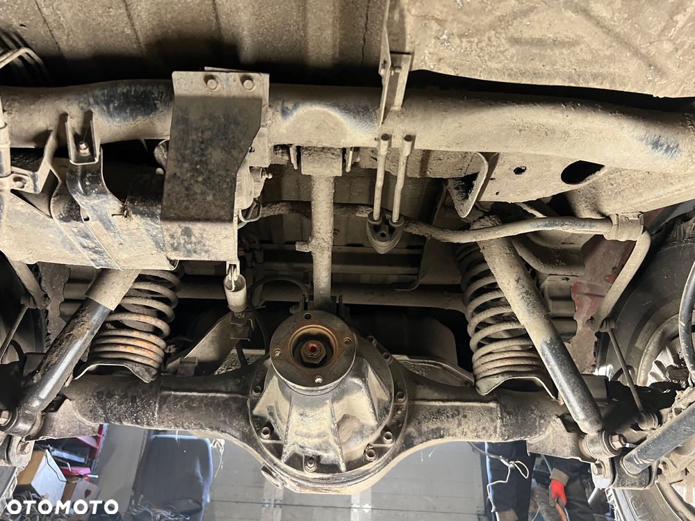 Rama Isuzu Trooper Opel monterey long 3.5b v6 bez dokumentów - 6