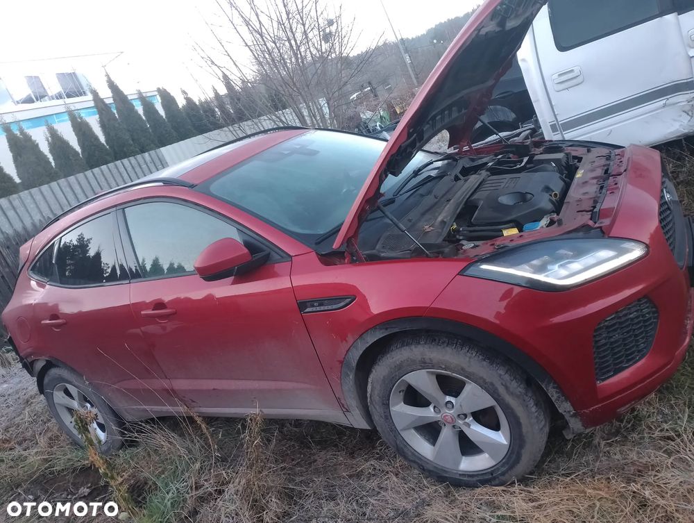 Jaguar E-Pace 2.0 i4D AWD R-Dynamic - 12