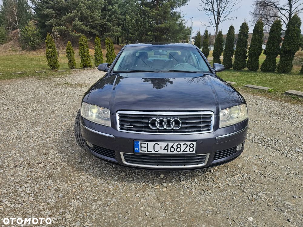 Audi A8 4.2 Quattro - 8
