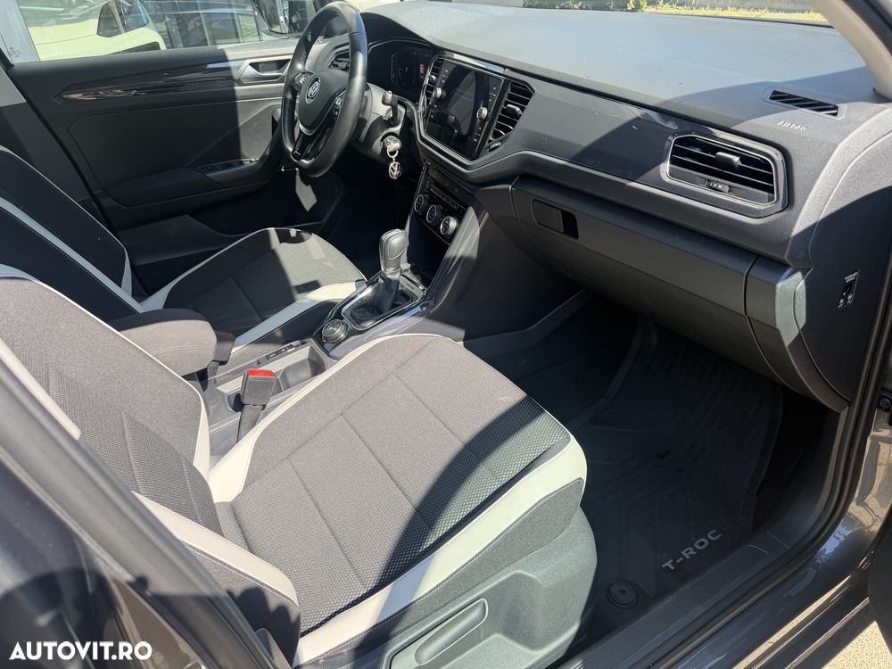 Volkswagen T-Roc - 10