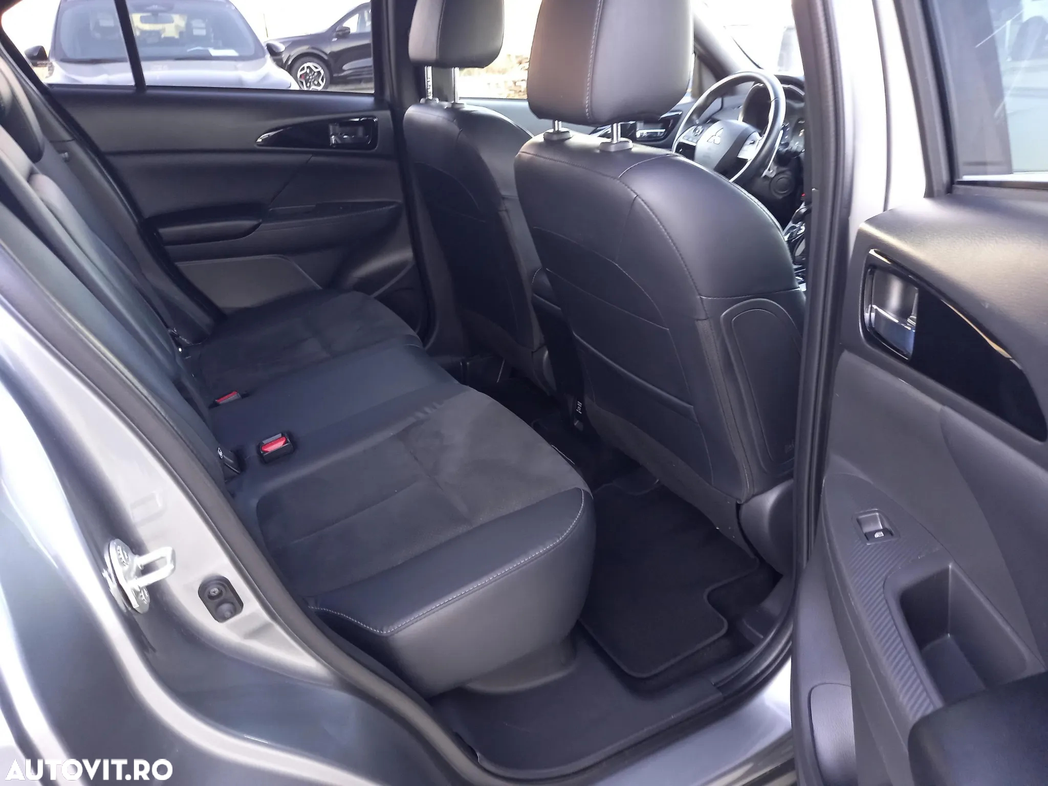 Mitsubishi Eclipse-Cross Plug-In Hybrid 4WD Plus - 15