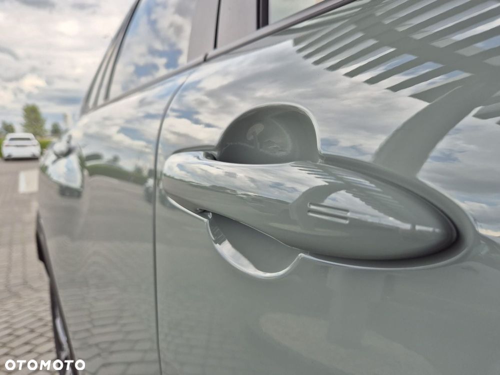 Toyota Corolla Cross 2.0 Hybrid Style - 27