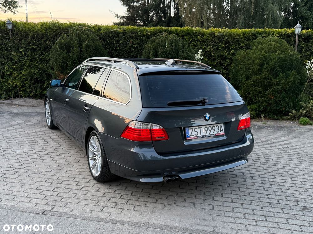 BMW Seria 5 523i Edition Exclusive - 3