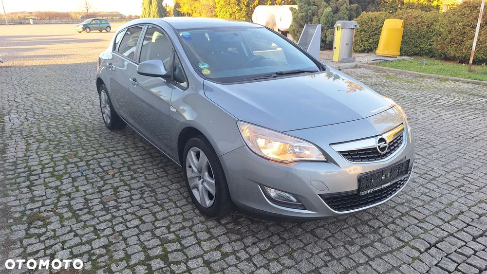 Opel Astra 1.4 Selection - 8