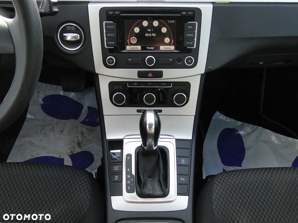 Volkswagen Passat 2.0 TDI DSG BlueMotion Technology Highline - 8