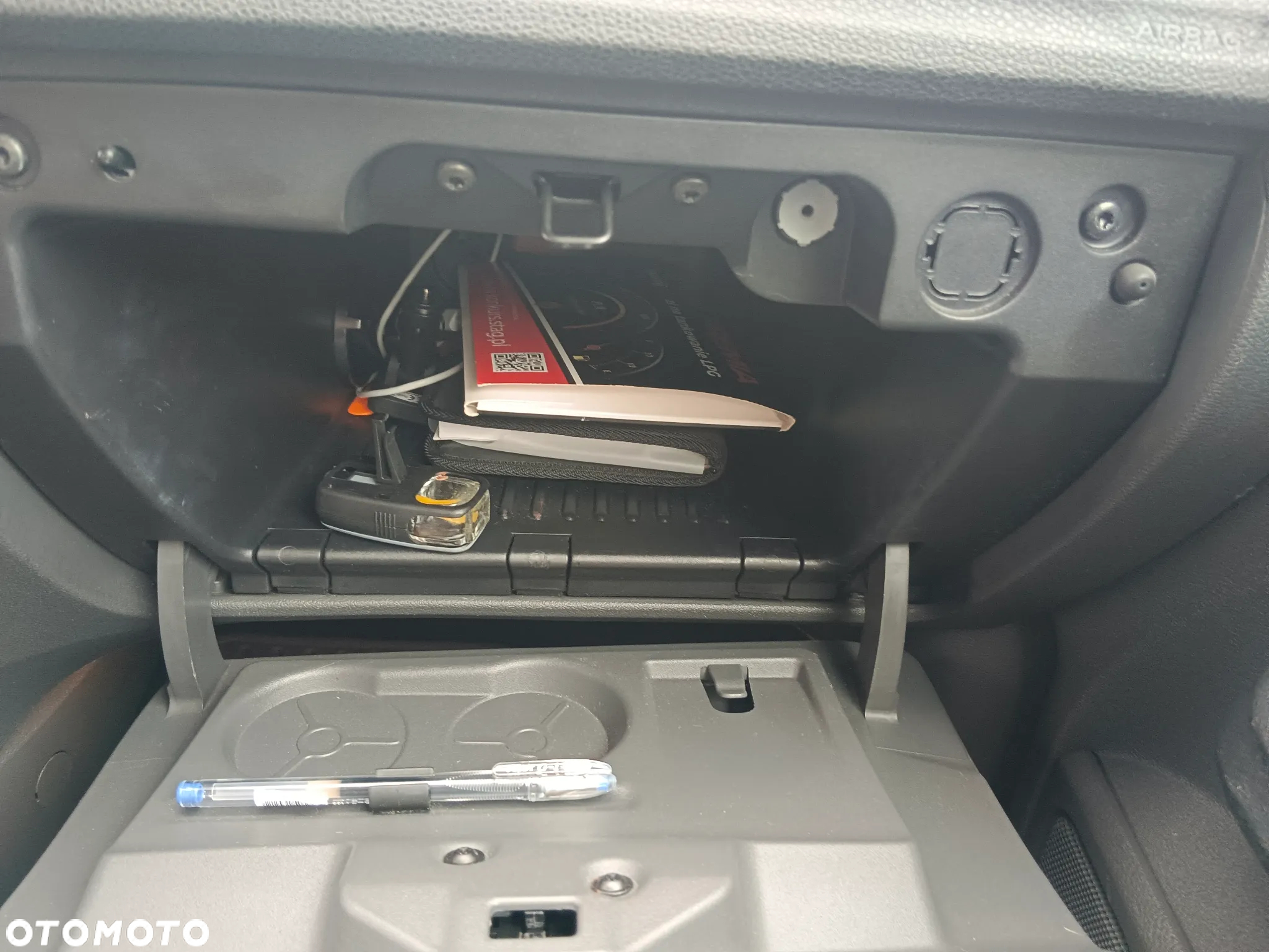 Ford Focus 1.6 Ghia - 24