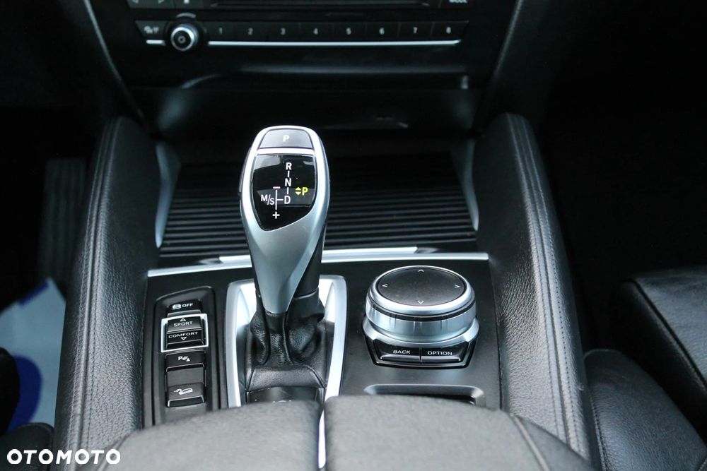 BMW X6 - 36