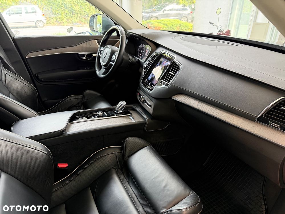 Volvo XC 90 B5 D AWD Inscription - 28