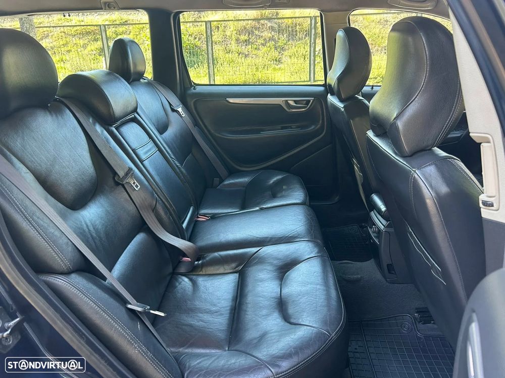 Volvo V70 2.0 T Nivel 3 - 17
