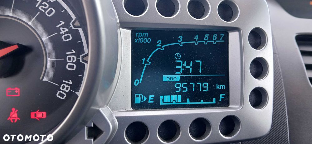 Chevrolet Spark - 8