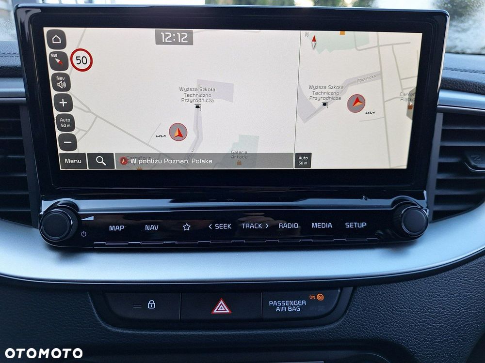 Kia XCeed - 18