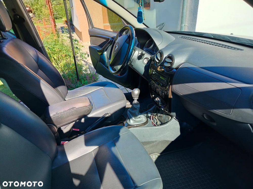 Dacia Duster 1.5 dCi Laureate - 8