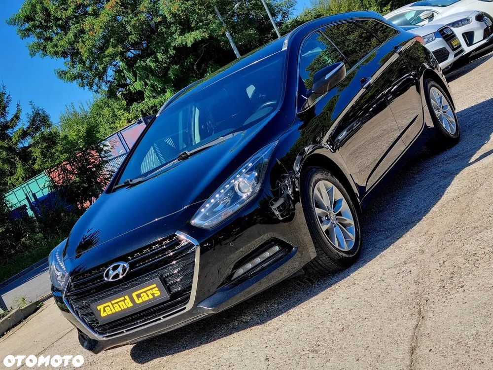 Hyundai i40 1.7 CRDi Premium DCT - 1