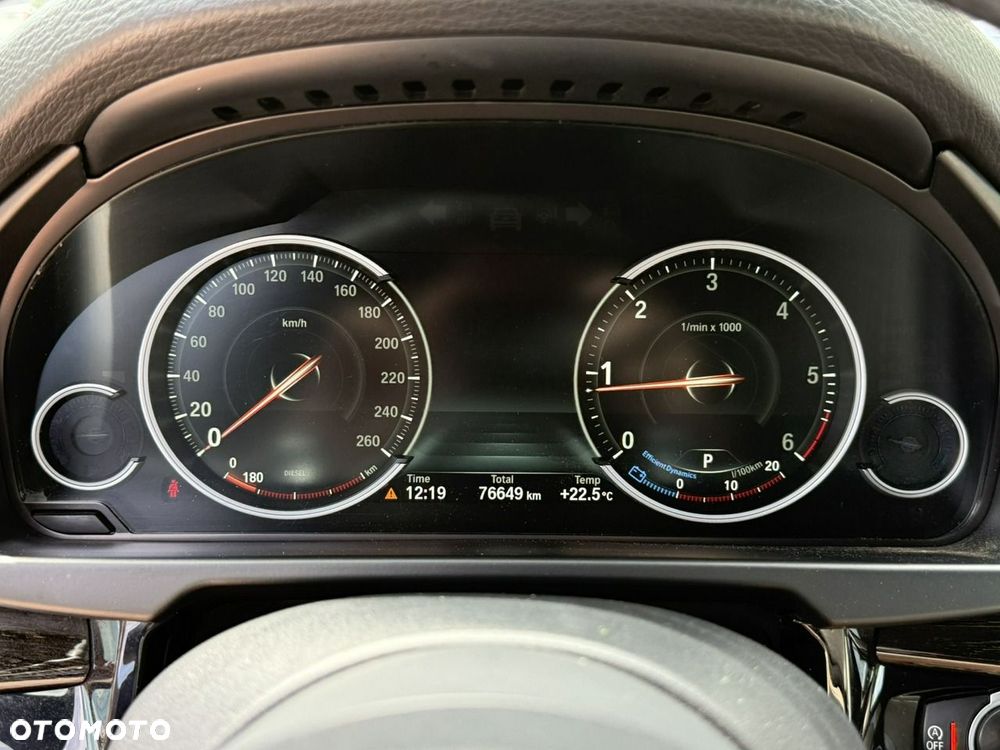 BMW X5 xDrive25d - 27