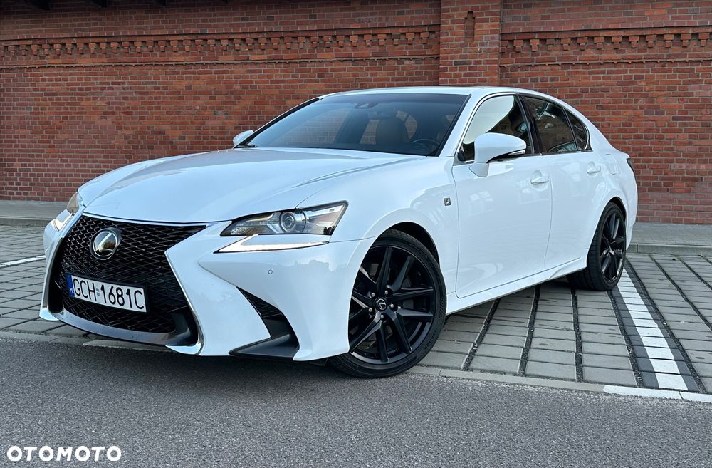 Lexus GS - 1