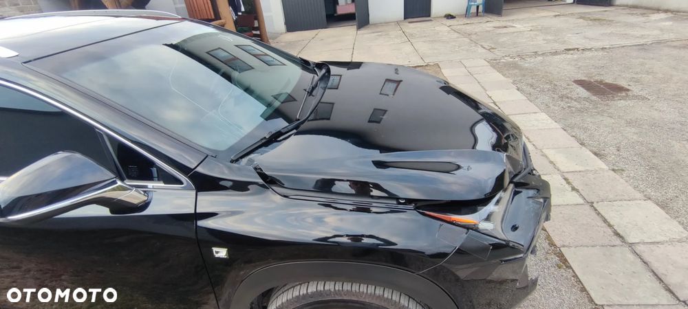 Lexus NX 200t AWD F Sport - 14