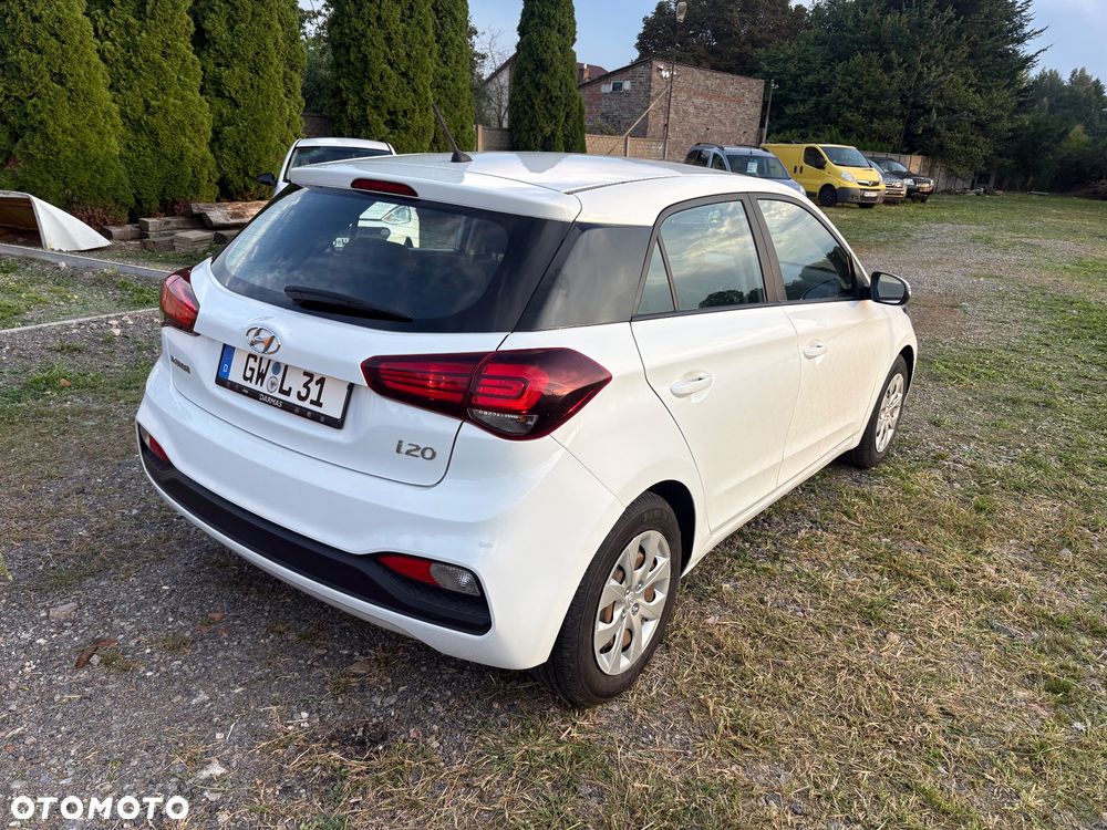 Hyundai i20 1.2 BlueDrive Classic + - 7