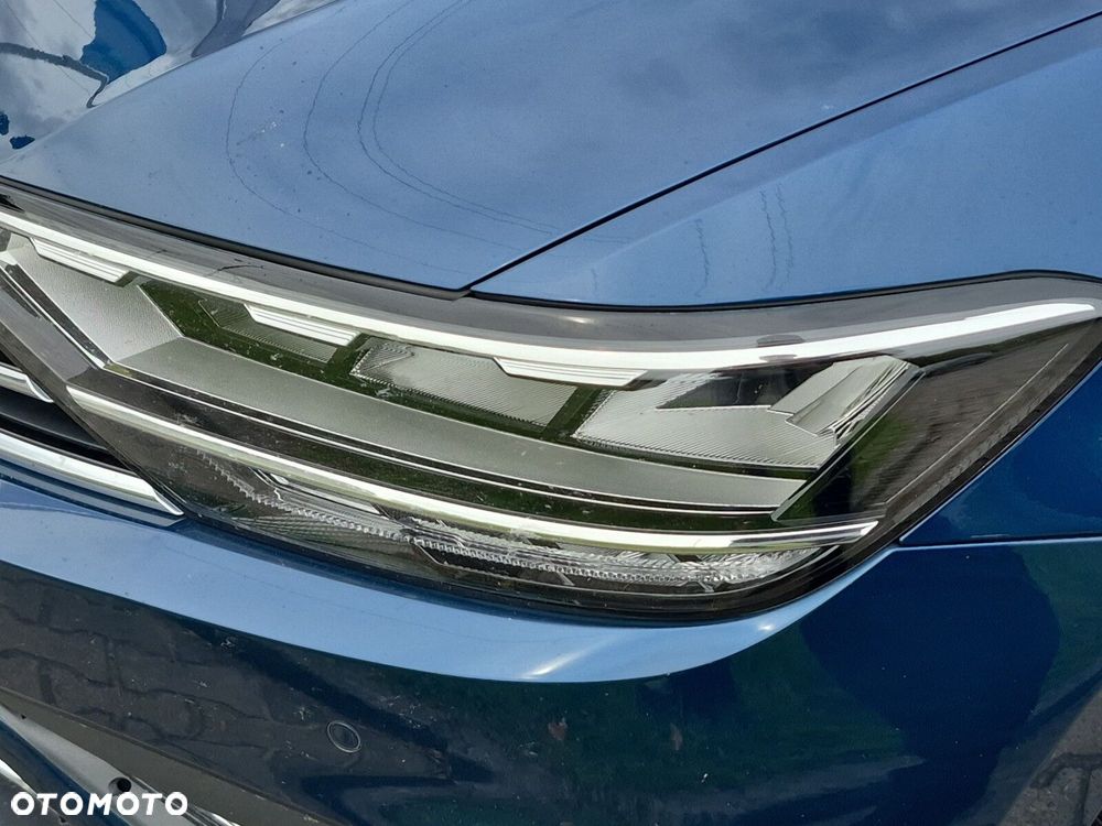 Volkswagen Passat Variant - 9