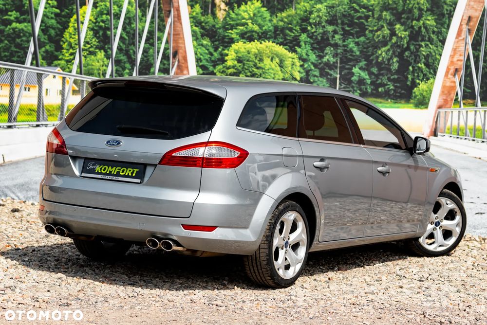 Ford Mondeo 2.5 Titanium X - 35