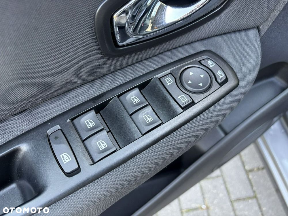 Renault Grand Scenic - 18