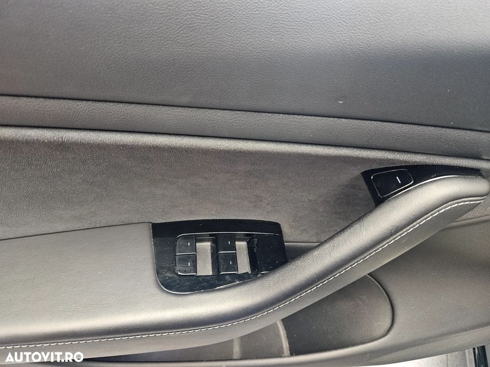 Tesla Model 3 - 13