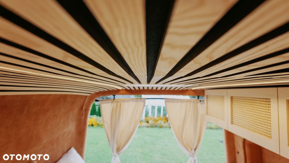 Mercedes-Benz Sprinter 907.235 - 26