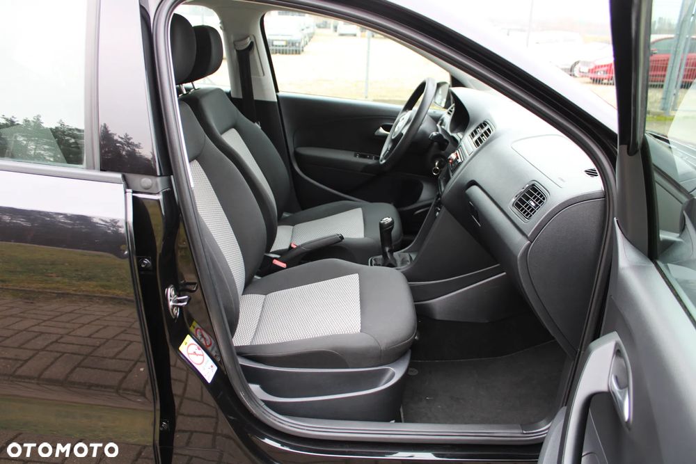 Volkswagen Polo 1.4 Comfortline - 29