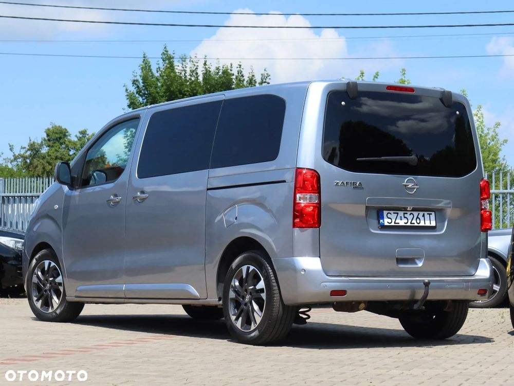 Toyota Proace Verso 2.0 D4-D Medium VIP - 32