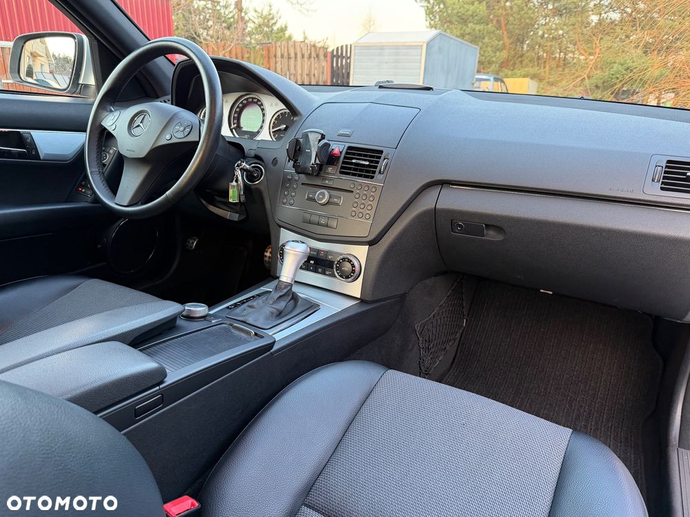 Mercedes-Benz Klasa C - 27