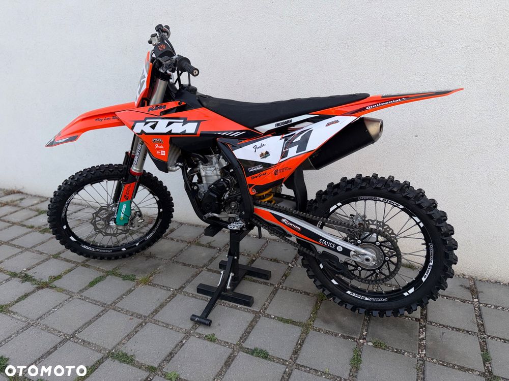 KTM SXF - 8