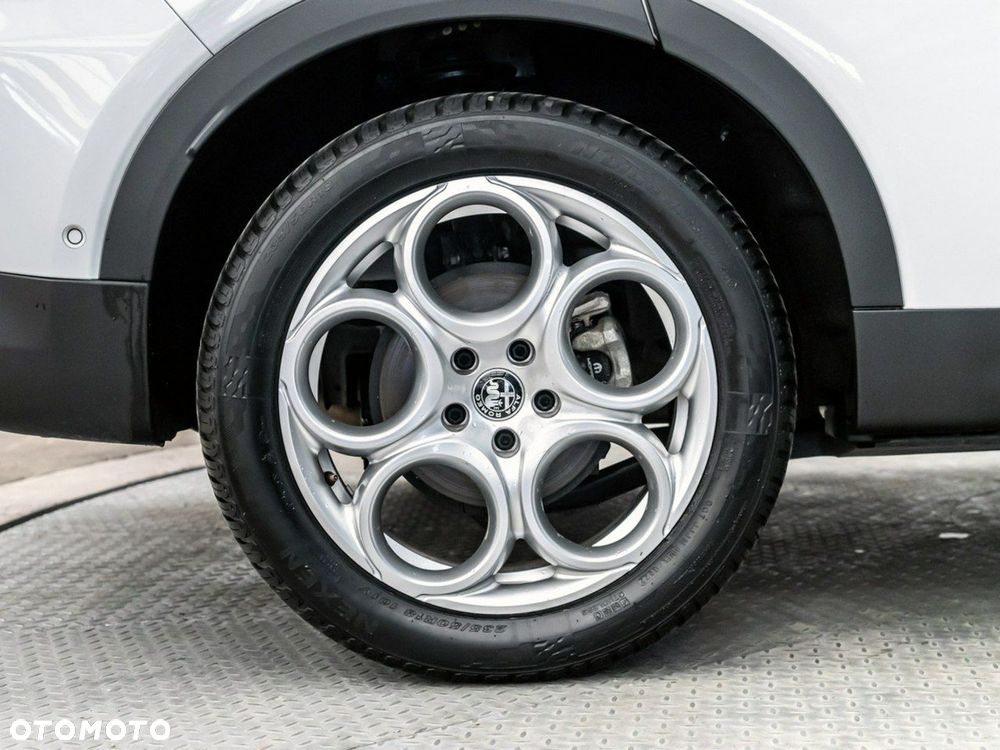 Alfa Romeo Tonale 1.5 T4 GSE mHEV Sprint DCT - 13