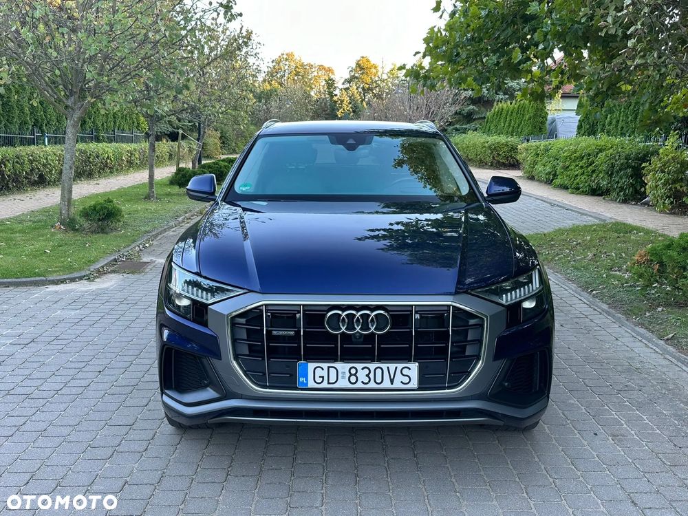 Audi Q8 - 10