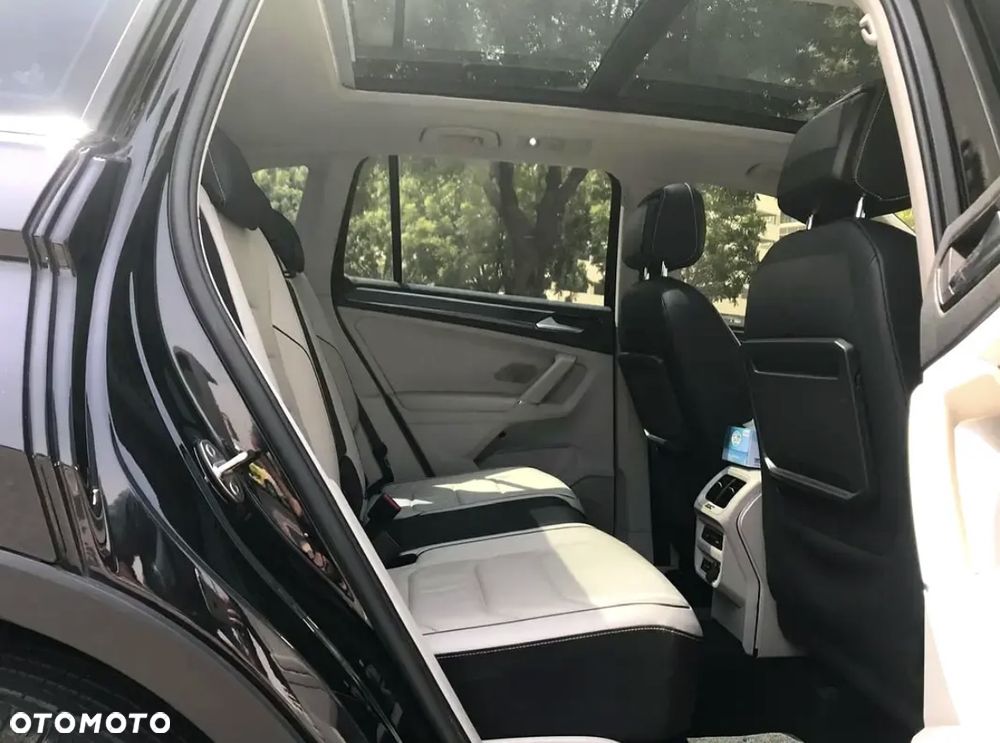 Volkswagen Tiguan - 12