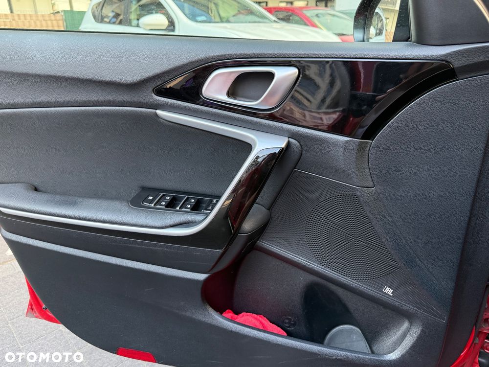 Kia Ceed 1.4 T-GDI GT-Line DCT - 11
